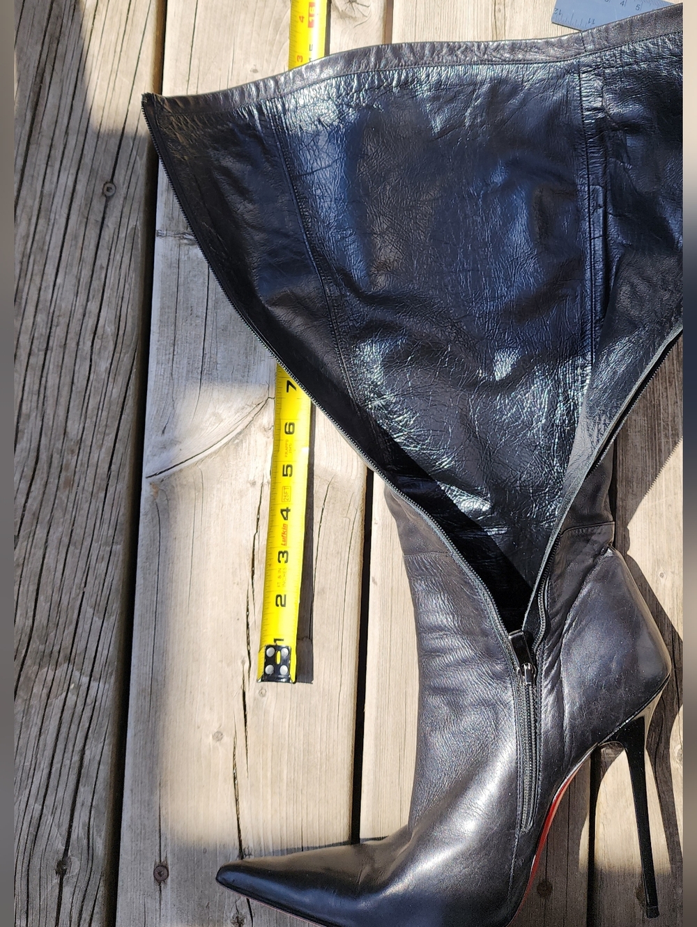 Women's Black Knee-High Stiletto Boots - Sleek Pointed Toe - Picture 6 of 10